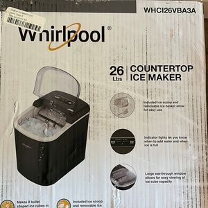 Countertop ice maker